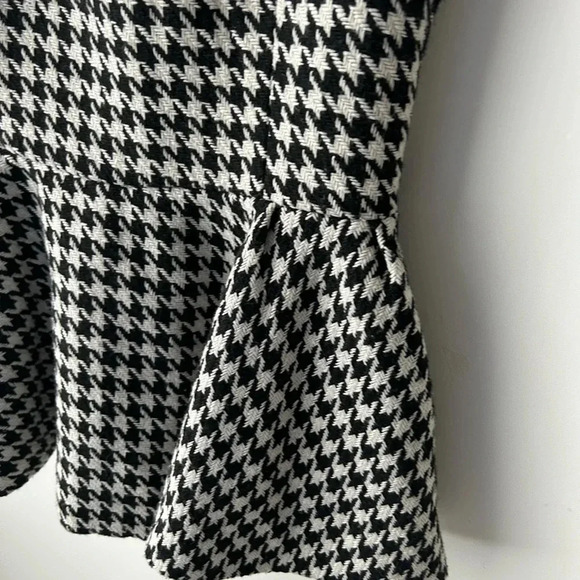 Houndstooth tweed peplum faux fur collard top - Picture 7 of 12